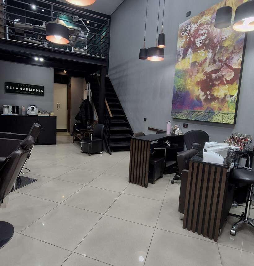 Interior do Espaço Bela Harmonia, salão de beleza na Vila Augusta, Guarulhos